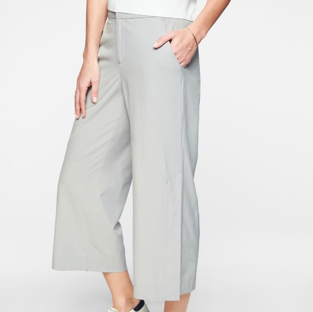 Athleta Grey Tribeca Crop Pant Size 0